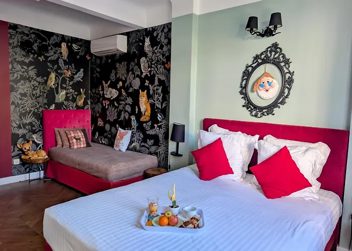 Mademoiselle Juan-les-Pins