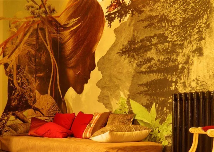 Mademoiselle Hotel 4*