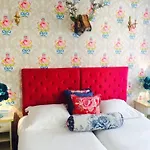 Mademoiselle Hotel