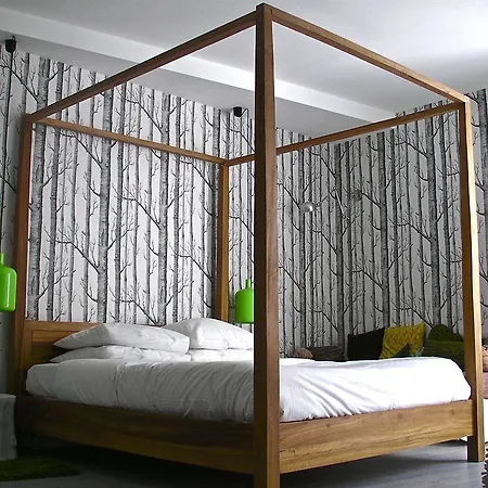 Mademoiselle Juan-les-Pins