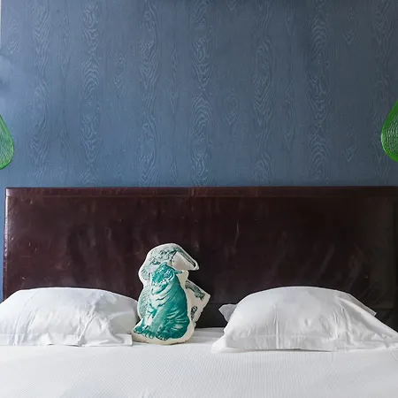 Mademoiselle Hotell 4*
