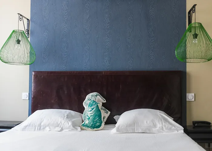 Mademoiselle Hotel 4*